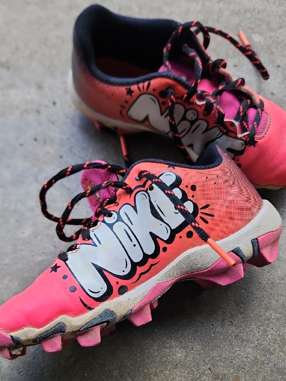 Nike Pink and Black Girls Athletic Sneakers - Picture 2 of 4